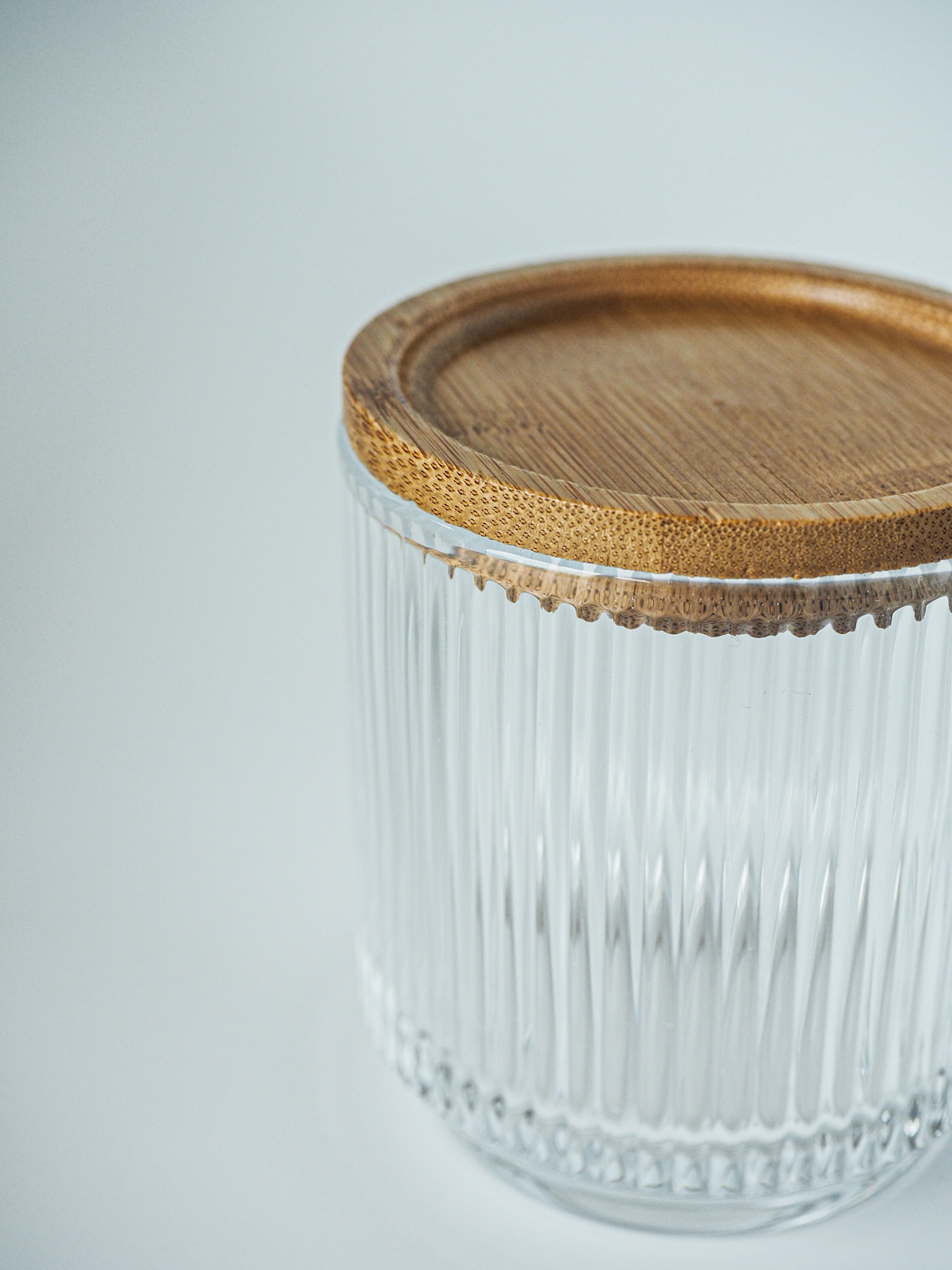 STRIPE Glass Mug with Wooden Lid (Clear) - Image 4